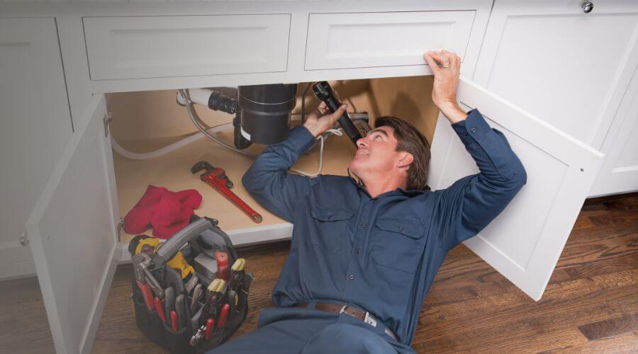 Local water heater installation in Forreston, IL